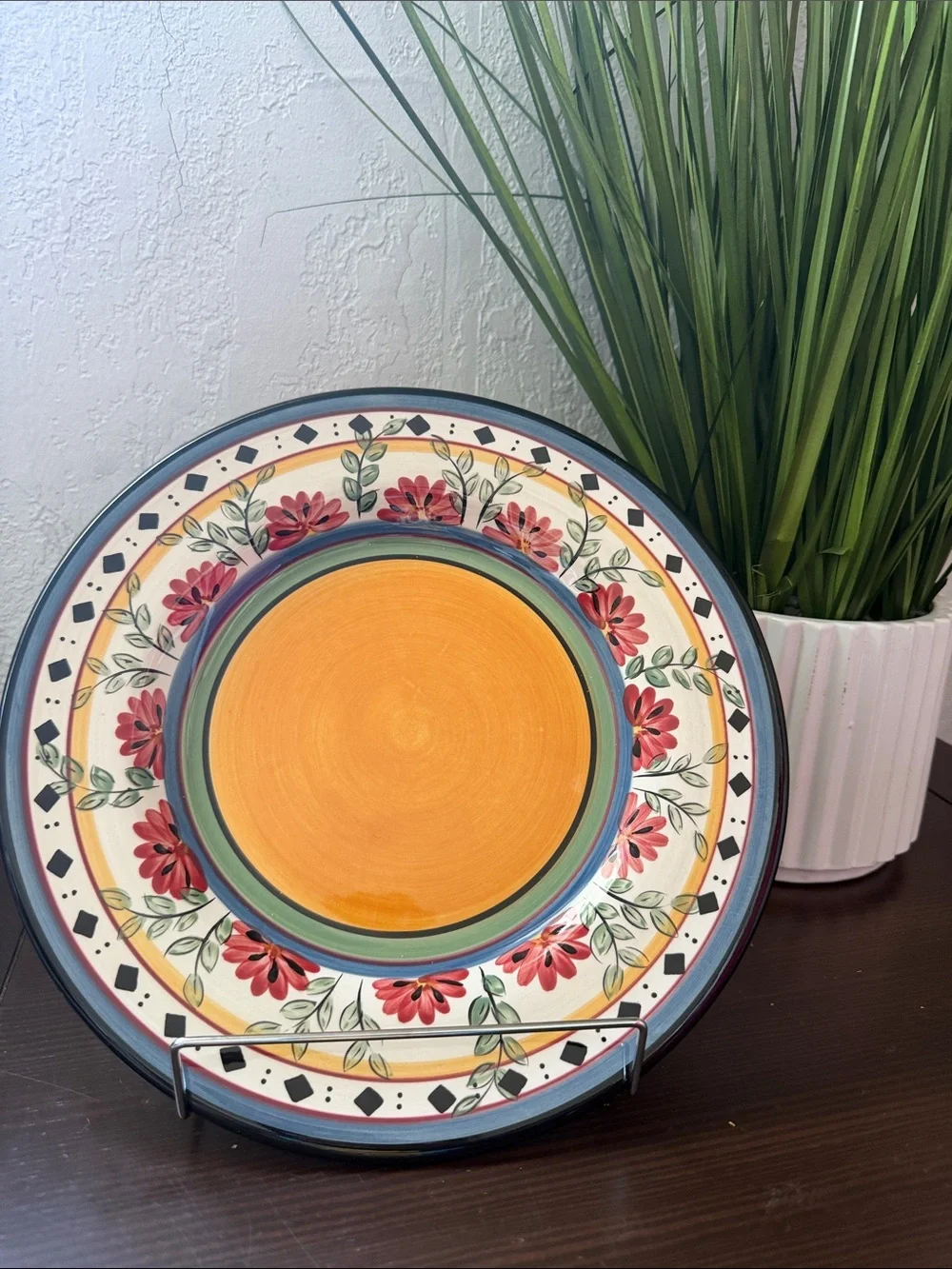 one Pier 1 Hand-Painted Floral Ceramic Dinner Plate - Orange Center